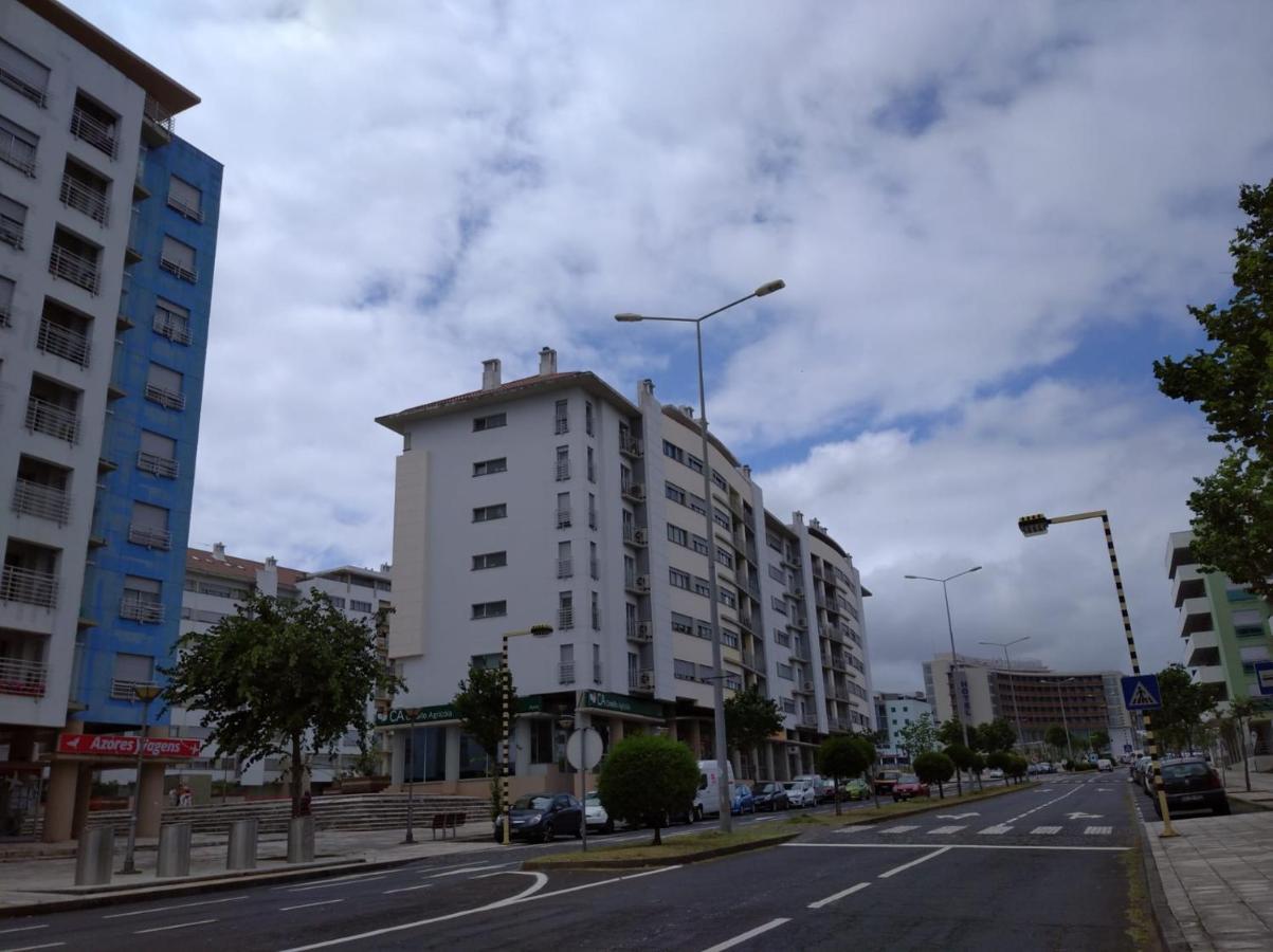 Apartamento Duplex Oceanos Ponta Delgada Exterior foto